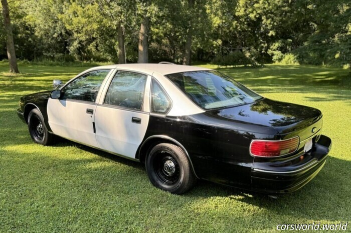 Этот полицейский Chevrolet Caprice с пробегом 11 миль никогда не получил возможности преследовать ни один Mustang | Carscoops